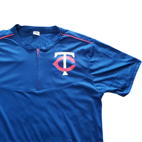 Minnesota Twins Short Sleeve Dri-Fit Warmup Shirt - Picture 3 of 5